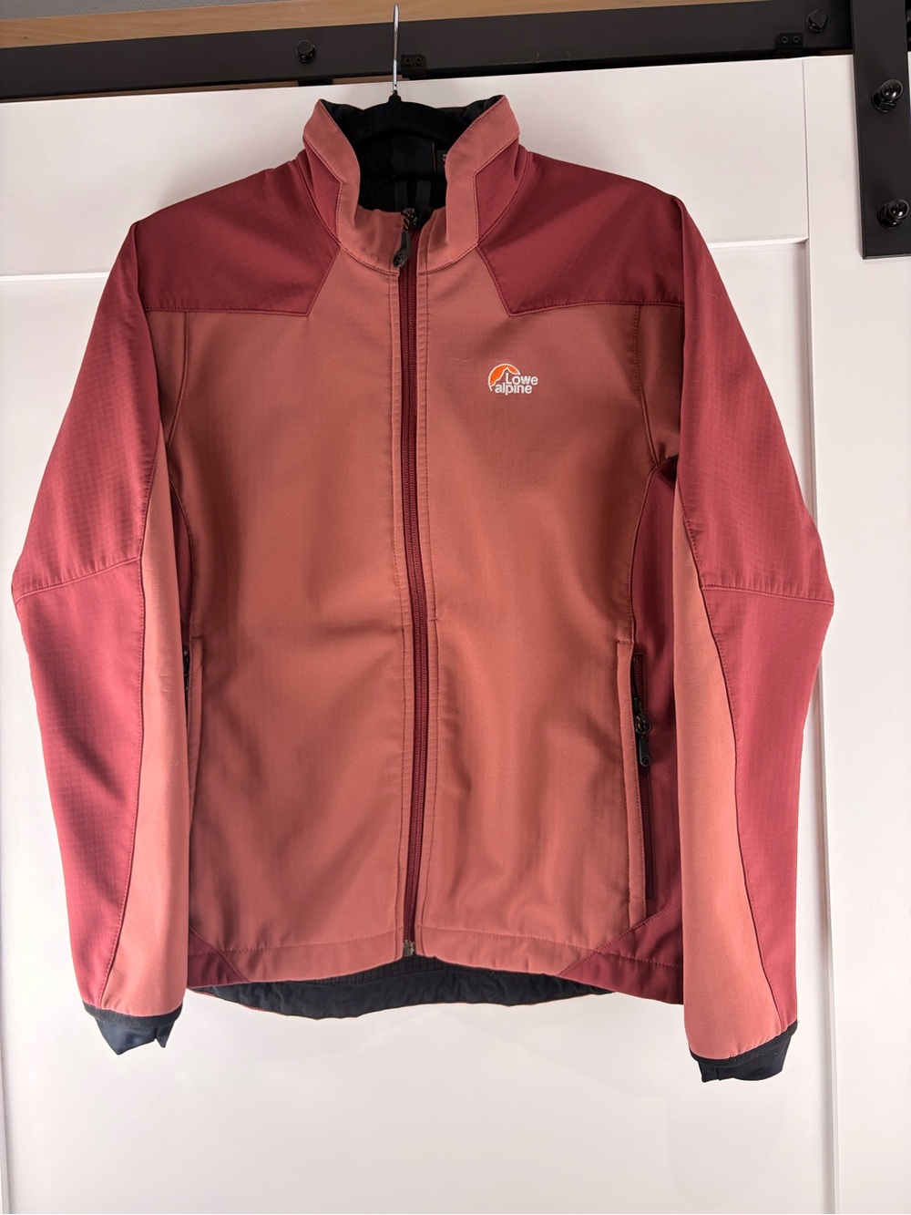 Lowe Alpine Light Pink Full-Zip Softshell Jacket Women’s size Medium
